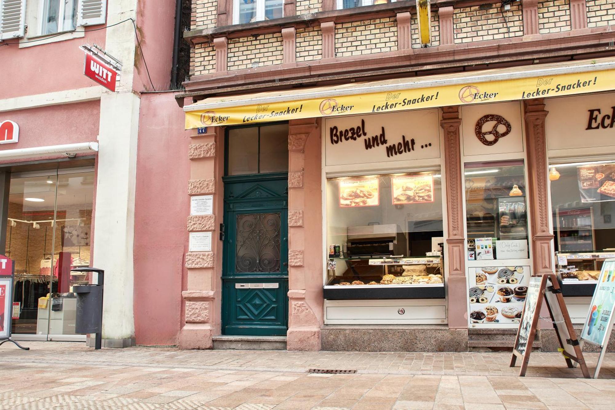 Upper Room Altstadt-Apartment Im Herzen Der Pfalz Neustadt an der Weinstraße Eksteriør billede